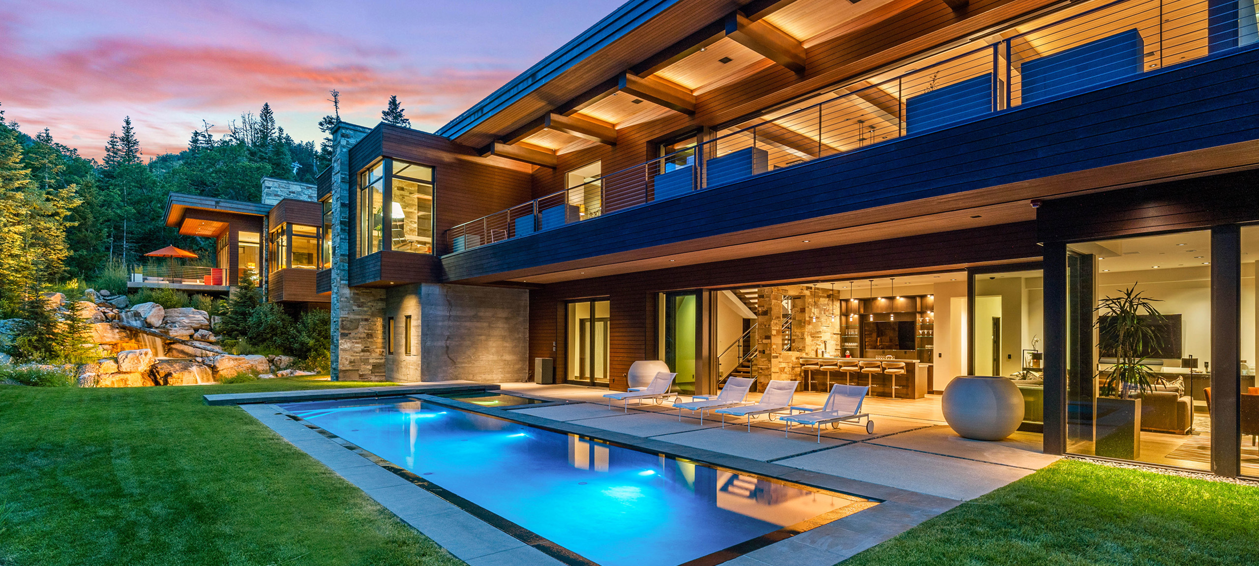 With mortgage rates coming down, the Park City real estate market may see renewed buyer interest. Learn what this means for home affordability, luxury homes, and real estate trends in this competitive market.